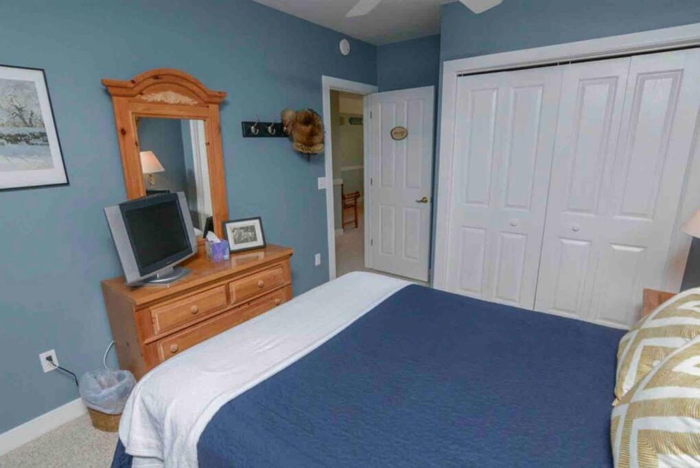 Villa Primo Vista! Spectacular Views, Dock Slip, Hot Tub McHenry Exterior foto