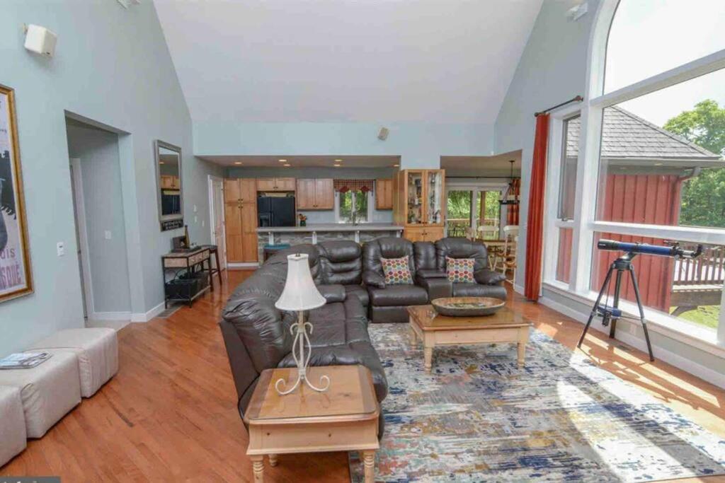 Villa Primo Vista! Spectacular Views, Dock Slip, Hot Tub McHenry Exterior foto