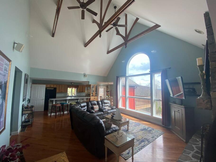 Villa Primo Vista! Spectacular Views, Dock Slip, Hot Tub McHenry Exterior foto